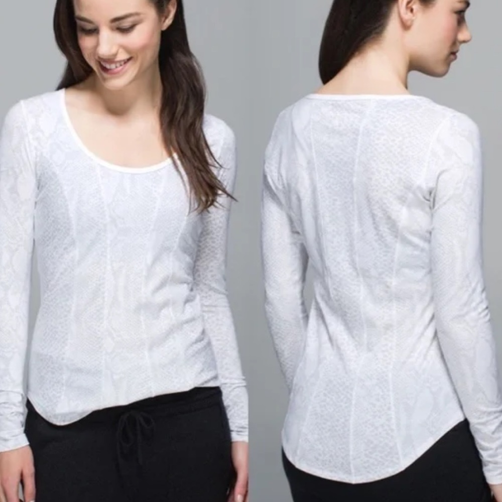 Lululemon Between The Lines Long Sleeve NWT SZ12